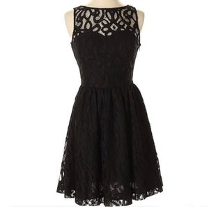 LC Lauren Conrad Women's Black High Neck Lace Sleeveless Dress || Size 6